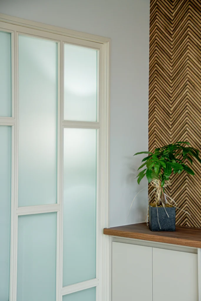 INTERIOR LENSORY0007